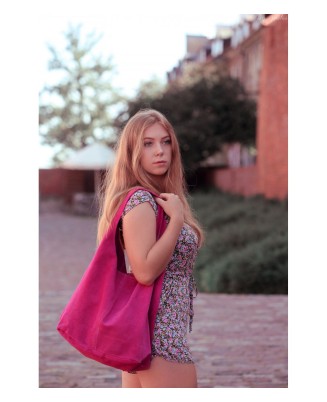 Różowa torba na ramię, zamszowa skórzana torebka damska Vera Pelle N88